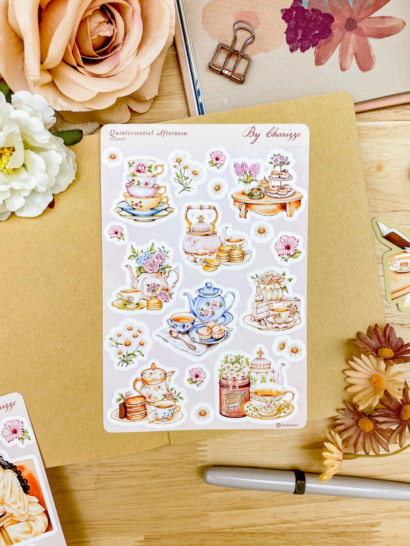 Gommettes Initial My Mandarine | 4 Planches Métalliques & Pastel | 1348 Stickers Repositionnables | Pour Scrapbooking, Déco